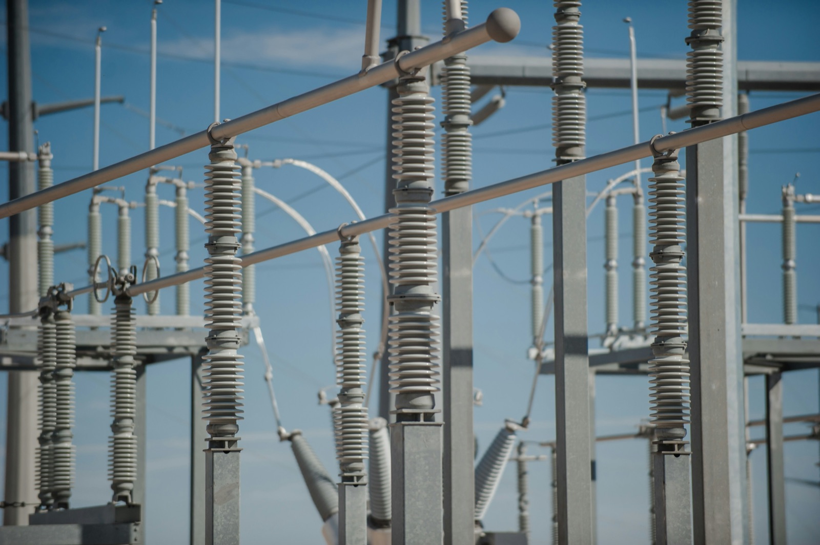 Electrical insulators and terminal blocks coated with Epo-Weld™ HTGC-271 glass-ceramic