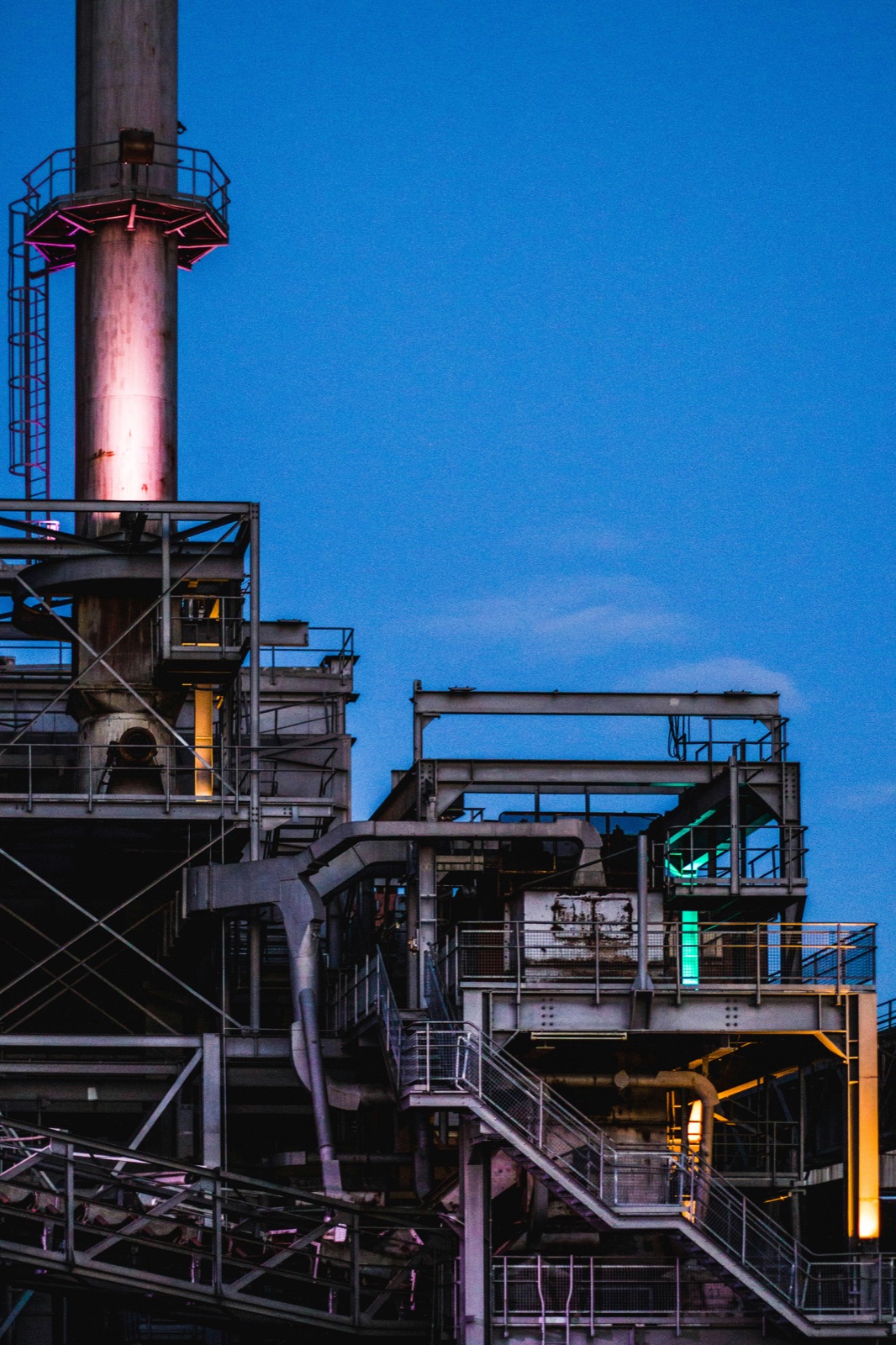 Black metal industrial factory for Epo-Weld™ UHTE ultra high temperature epoxy chemical process equipment bonding